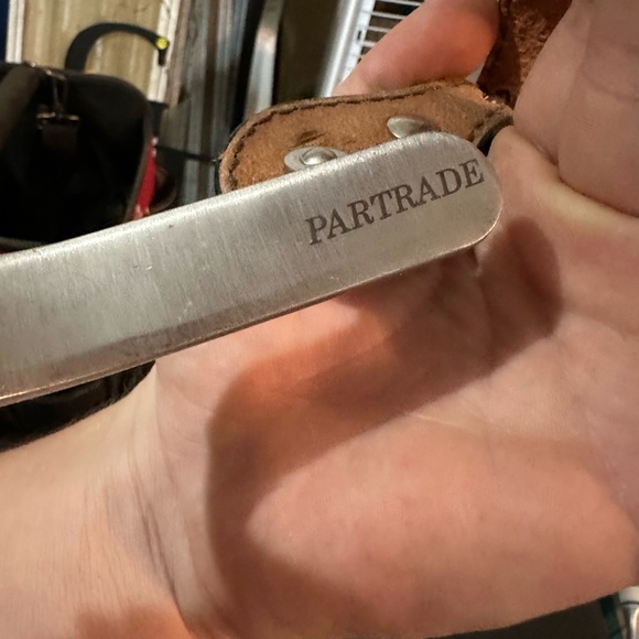 Spurs and straps NWOT - Picture 4 of 11